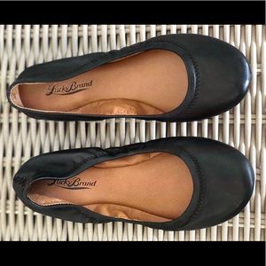 New Lucky Brand Balck Flats